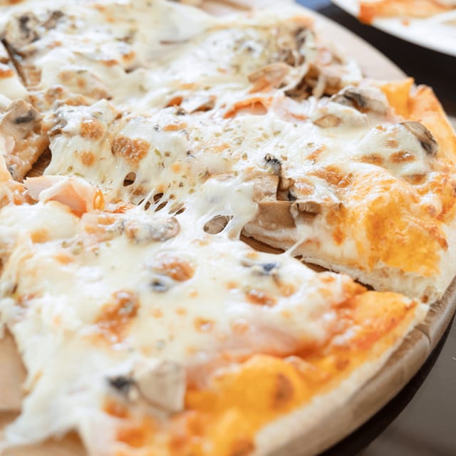 Chicken Bacon Bomber Pizza (XLarge).