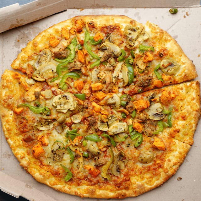 Chicken Fajita Pizza (Medium).